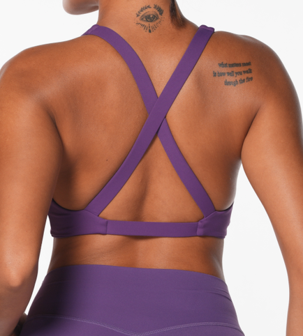 Women's High Support Sports Bra with Twist Front Cross Back Moisture-Wicking Workout Top Seamless Gym Yoga Bra for Women