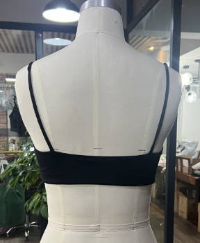 High Support Women's Sports Bra Seamless Workout Top for Running Yoga Moisture-Wicking Breathable Compatible with Active Lifestyle